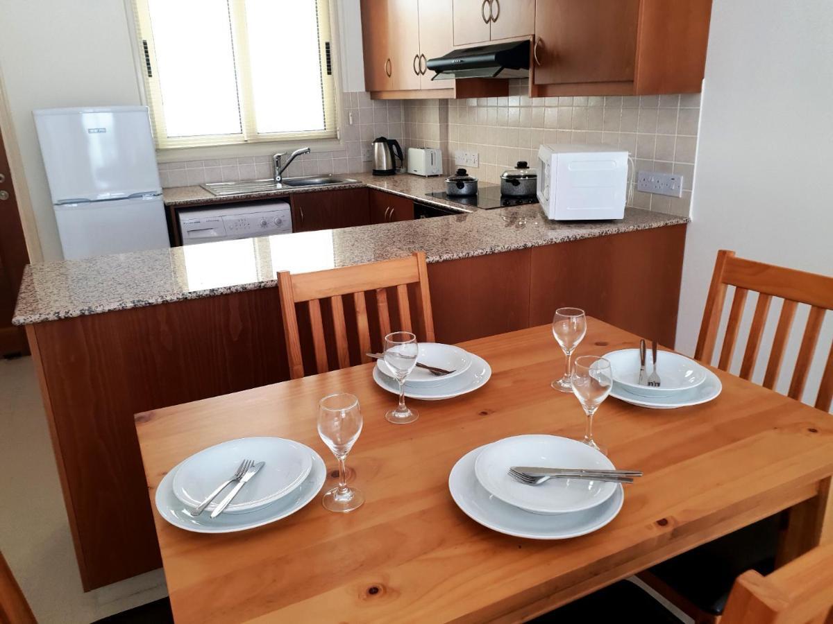 Ground Floor One Bedroom Apartment, Vanessa Complex Péjia Kültér fotó